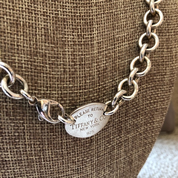 Tiffany & Co. Jewelry - Tiffany & Co Silver Oval Return to Tiffany